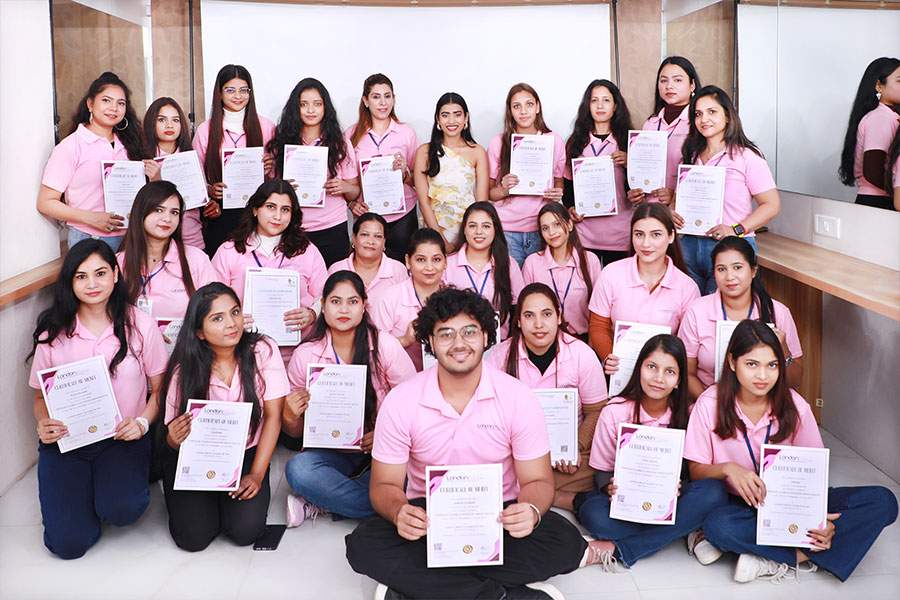 Makeup Training for Career
